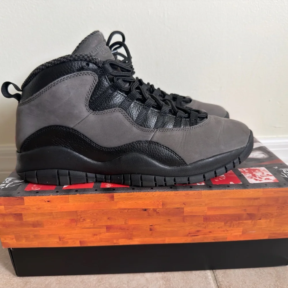Jordan Men's Gray and Black High-Top Sneakers